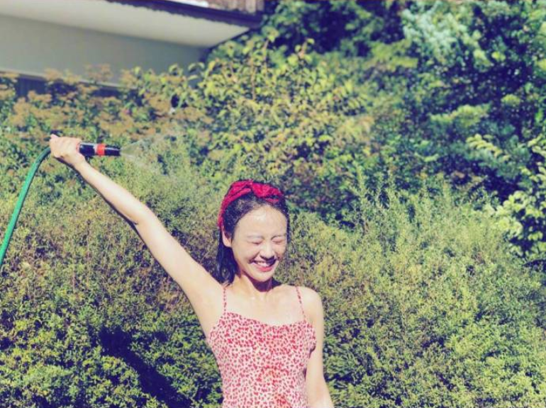 内地女演员马思纯小清新唯美写真图片