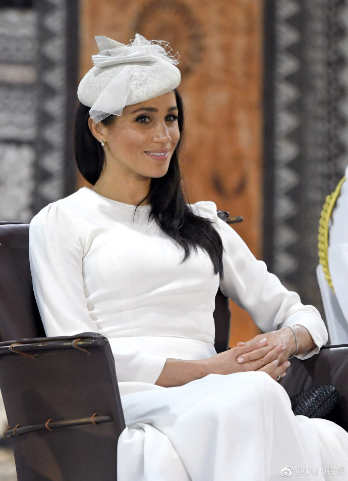 英国王室哈里王子和梅根Meghan Markle拜访斐济