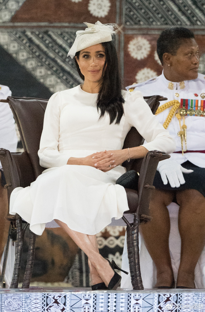 英国王室哈里王子和梅根Meghan Markle拜访斐济