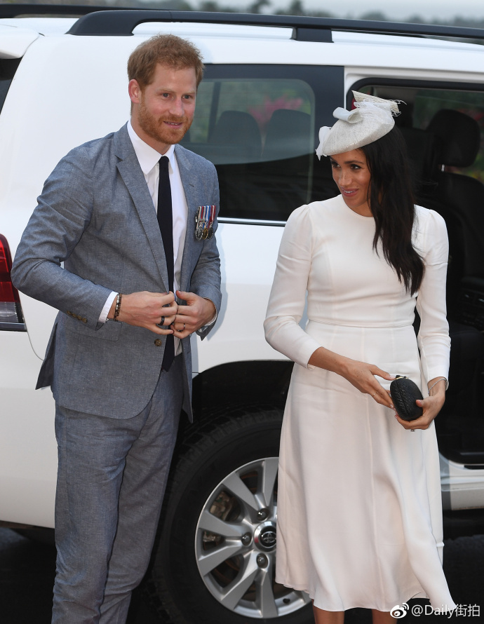 英国王室哈里王子和梅根Meghan Markle拜访斐济