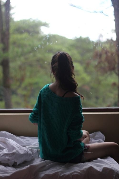 女生伤感头像图片 你总是笑得没心没肺 让人忘了