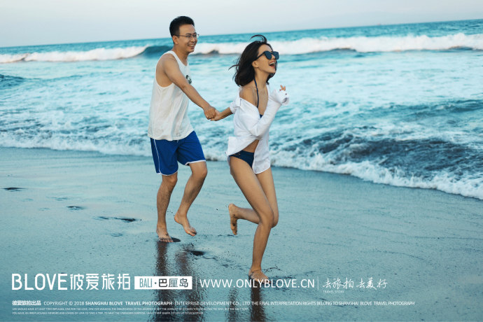 海边婚纱照图片