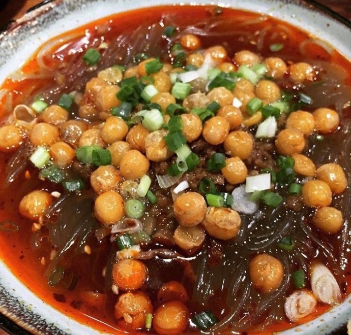 成都小吃酸辣粉美食图片