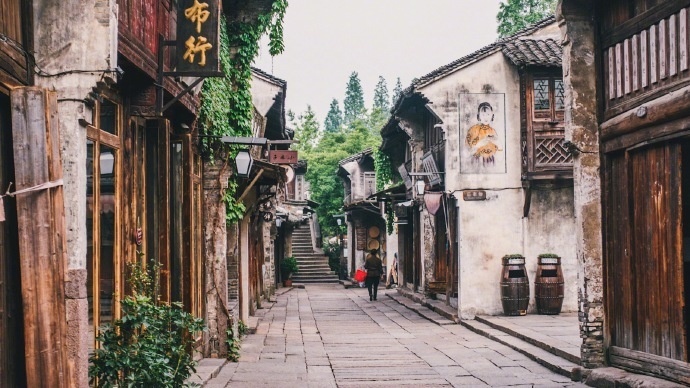 没有很多人的乌镇风景图片