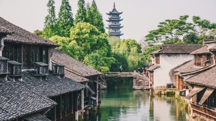 没有很多人的乌镇风景图片