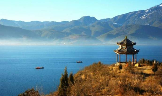传说中的女儿国泸沽湖风景图片