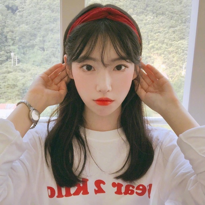 像艾琳和泰妍妹子自拍照