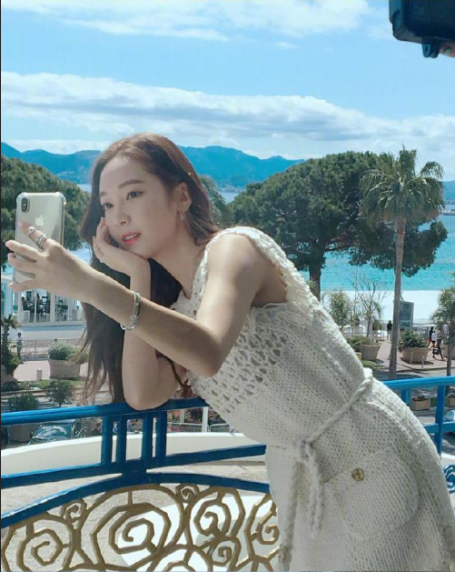 韩国美女明星郑秀妍Jessica私服街拍图片