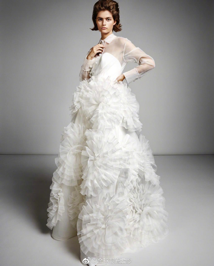 Viktor Rolf 2019秋季婚纱礼服图片
