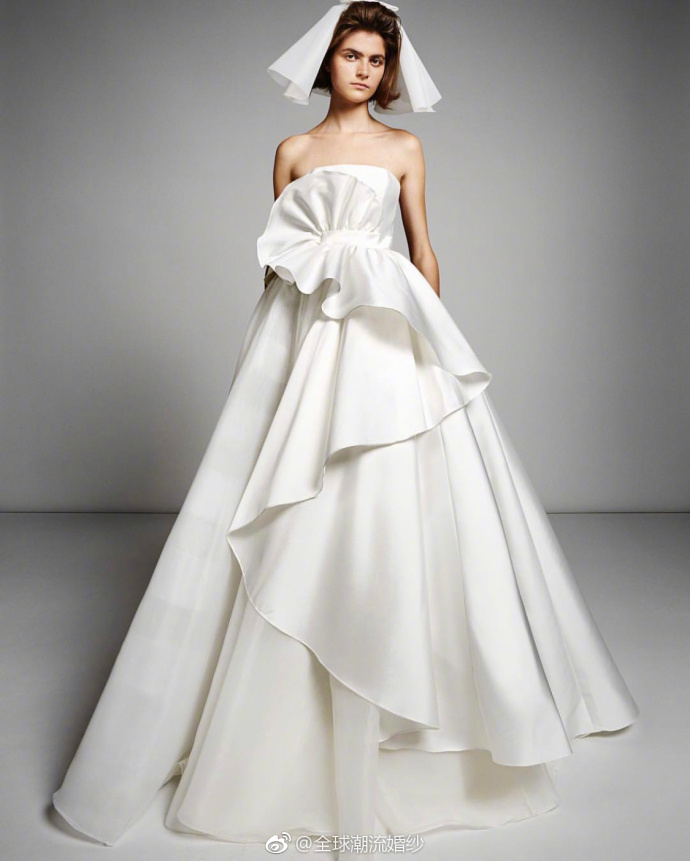 Viktor Rolf 2019秋季婚纱礼服图片