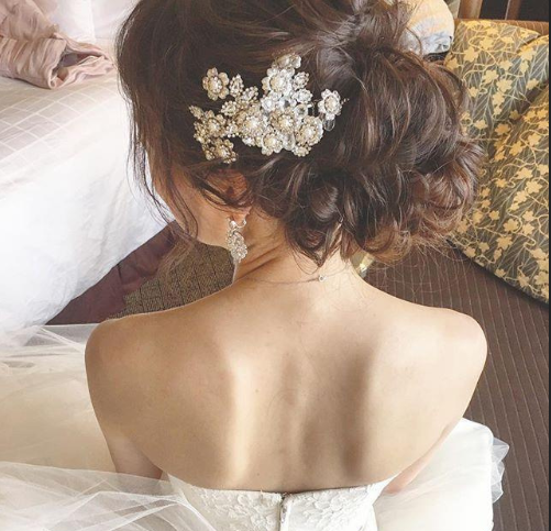 时尚新娘发型图片 婚礼那天必须要从头美到脚