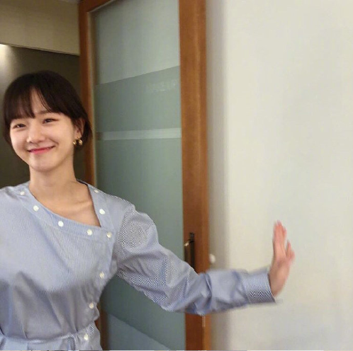 韩国美女JYP演员朴珪瑛图片