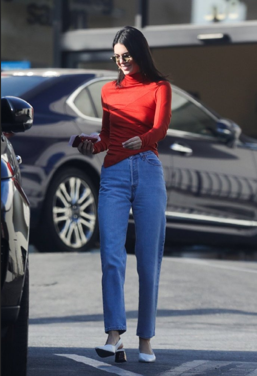 Kaia Gerber Kendall Jenner和闺蜜Charlotte Lawrence出街游玩