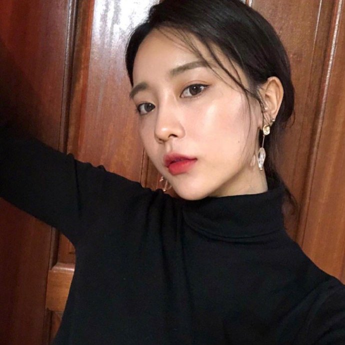 好看的女生头像女生简单气质