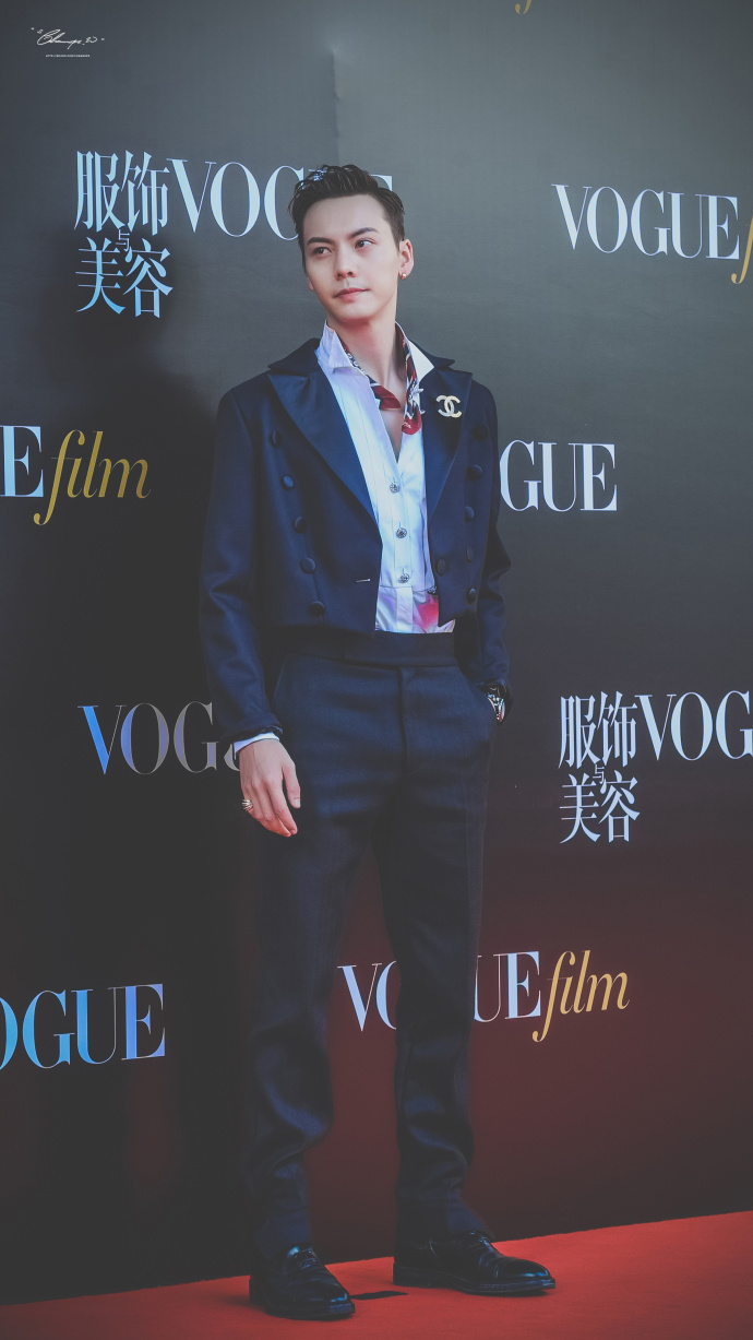 香港男明星陈伟霆最新帅炸图片