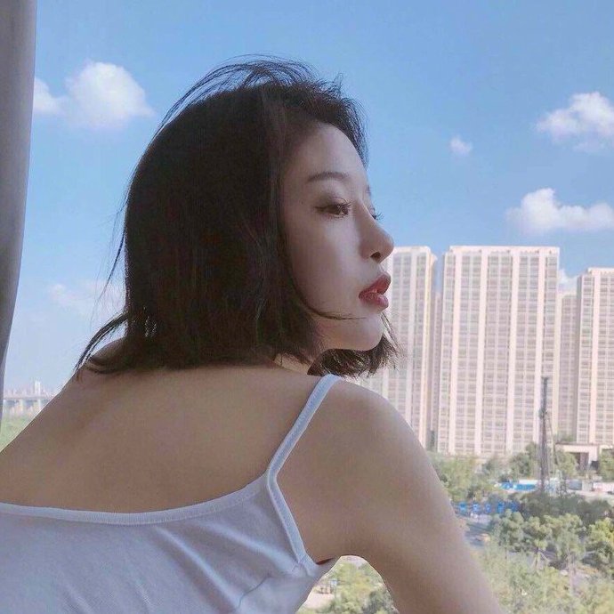 唯美意境女生头像图片