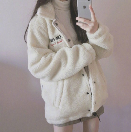 18岁女大学生装搭配参考