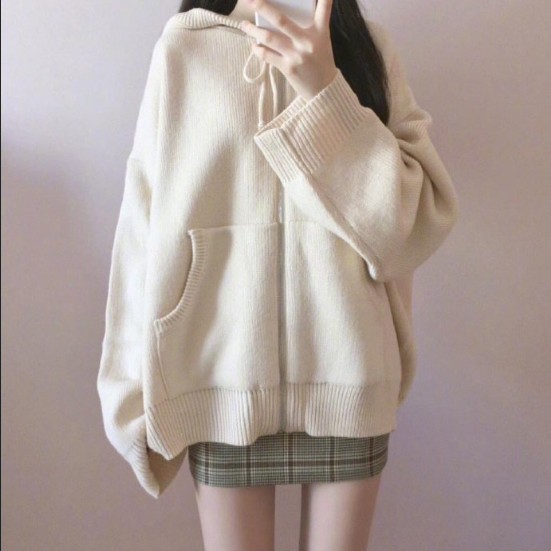 18岁女大学生装搭配参考
