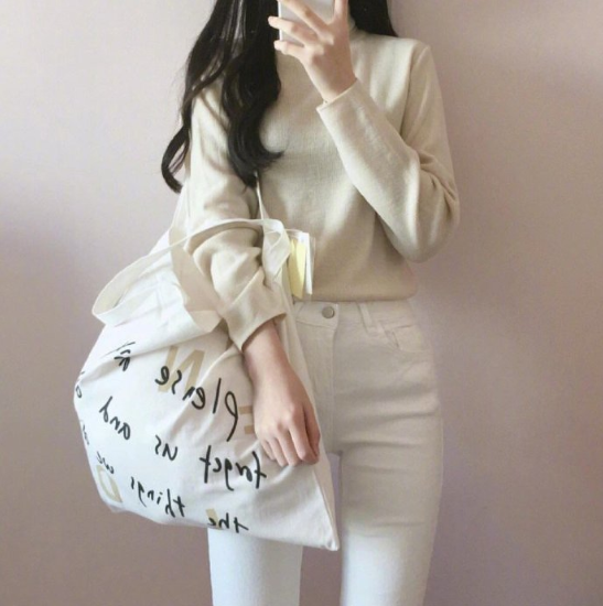 18岁女大学生装搭配参考