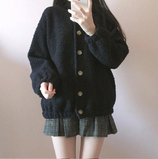 18岁女大学生装搭配参考