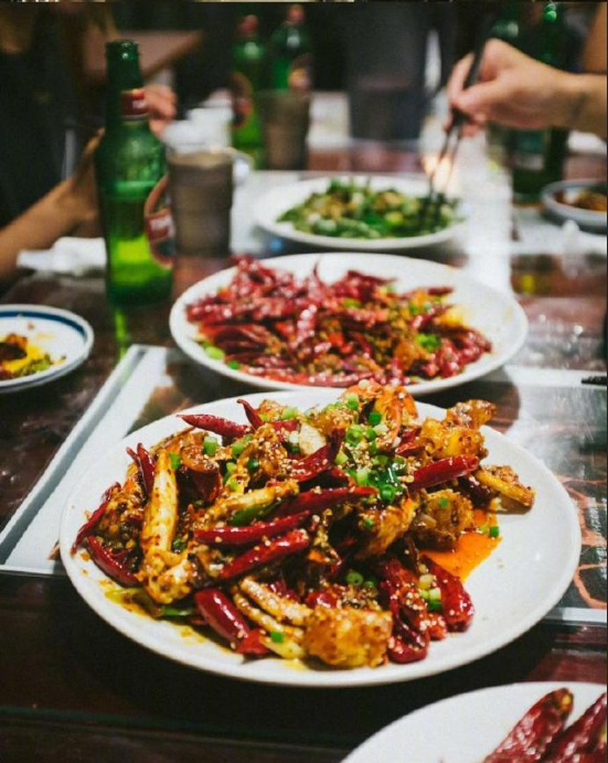 日式料理宵夜图片