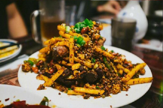 日式料理宵夜图片