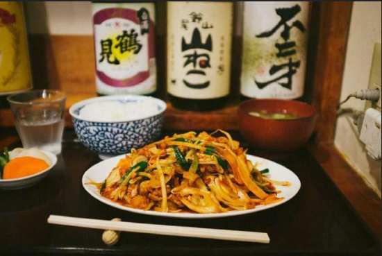 日式料理宵夜图片