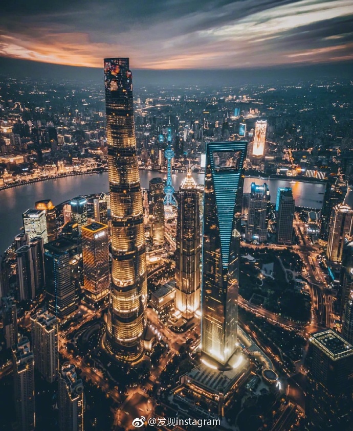 中国上海夜晚风景图片