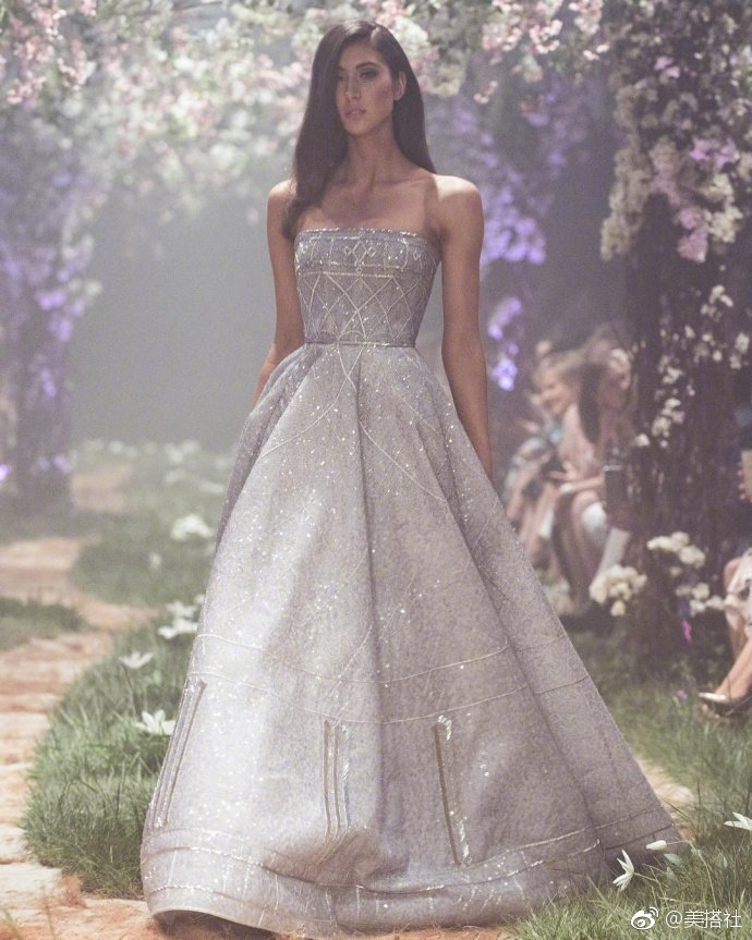 Paolo Sebastian spring 2018唯美礼服图片