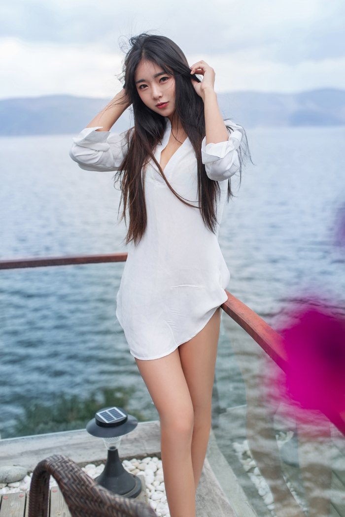 国产嫩模Vicky气质写真图片