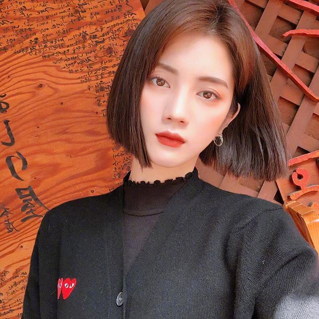 韩国美女模特闵智媛甜美气质图片
