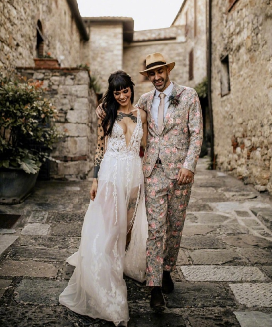 欧美情侣婚纱照图片