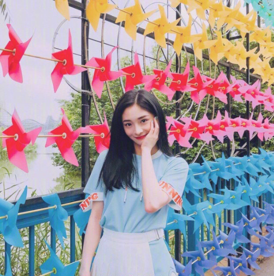 浙江美女明星周洁琼图片