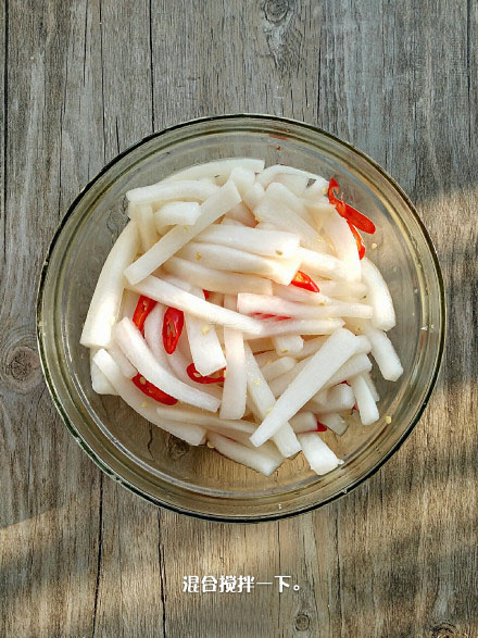 下饭菜酸甜爽口脆萝卜的做法
