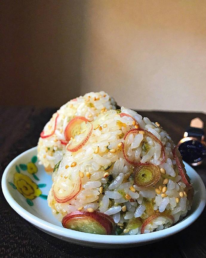 诱人的中式饭团图片