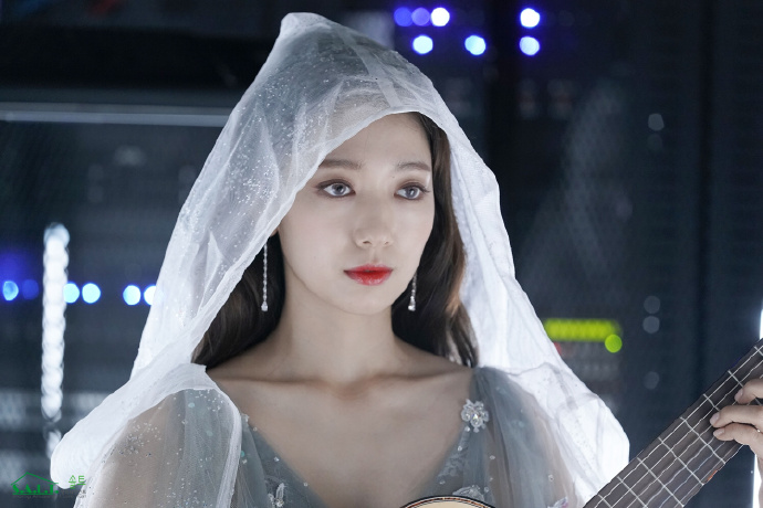 韩国美女明星朴信惠阿尔罕布拉宫的回忆剧照