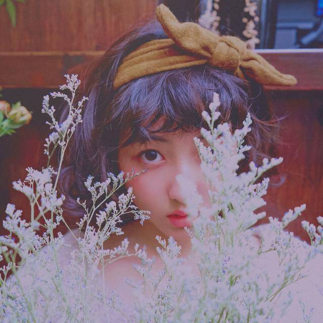 河南美女明星张子枫仙气写真可爱又迷人