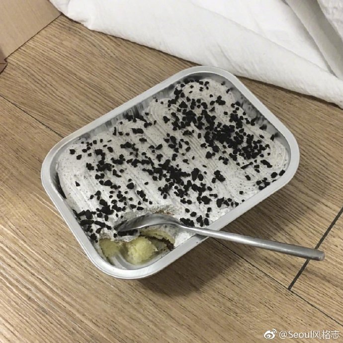 巧克力与蛋糕的完美搭配