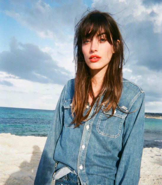 欧美美女法国模特Louise Follain慵懒气质图片