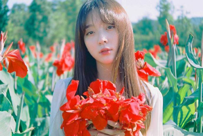 花与少女头像吧图片