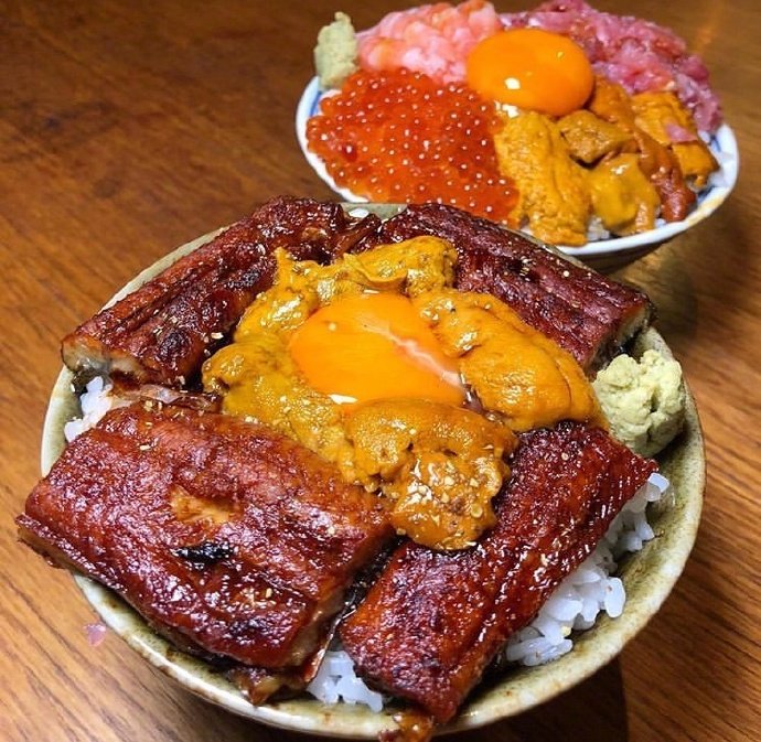 好想吃大虾和鳗鱼饭图片