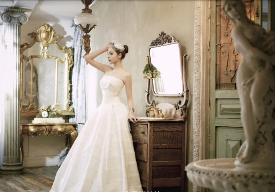 D-her Wedding Collection唯美白色婚纱图片