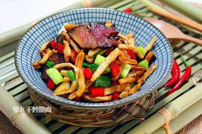 家常美食萝卜干炒腊肉的做法