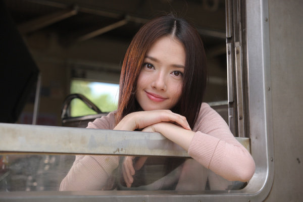 台湾美女郭碧婷广告图片