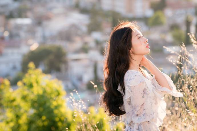 韩国美女明星朴信惠《阿尔罕布拉宫的回忆》壁