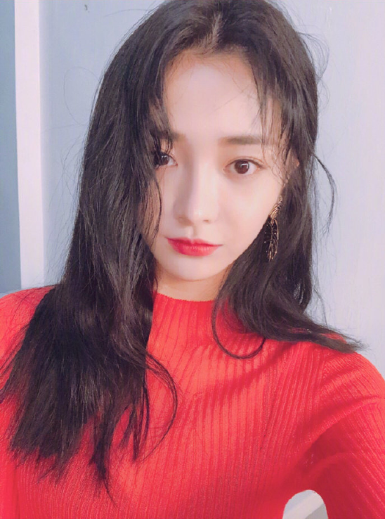 浙江美女明星周洁琼可爱自拍图片