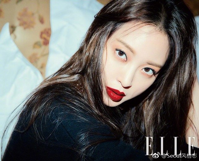 韩国美女明星韩艺瑟×ELLE Korea画报封面图片