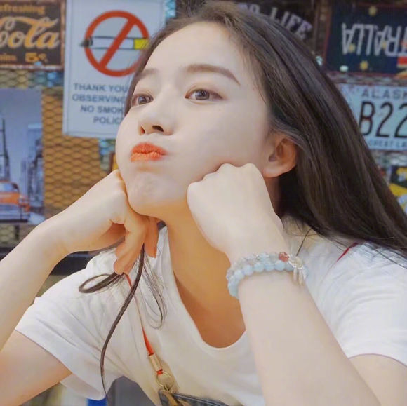 清纯可爱的微信美女头像图片