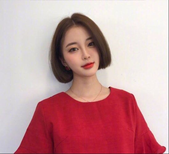 2019春节齐肩发美女发型图片