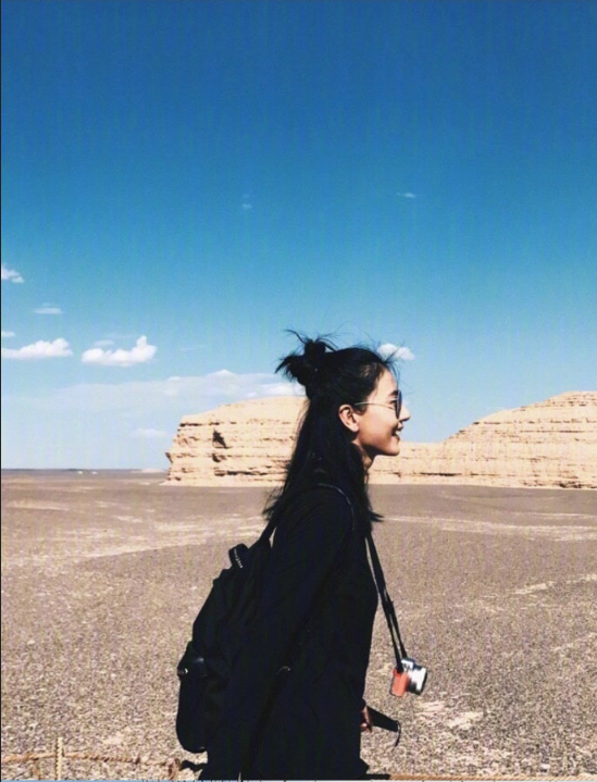 长发短发都美的大眼美女高圆圆图片